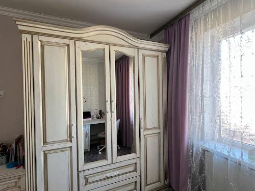 квартира за адресою Гната Хоткевича вул., 75А