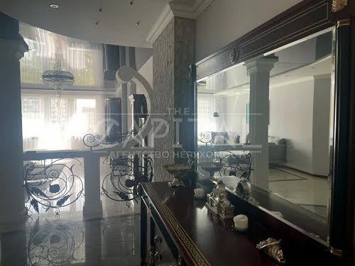 квартира за адресою Старонаводницька вул., 4-В