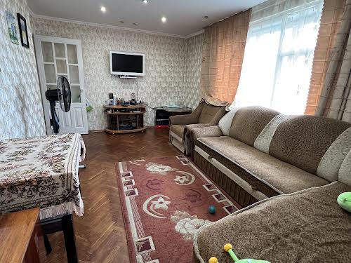 квартира за адресою Перемоги вул., 49