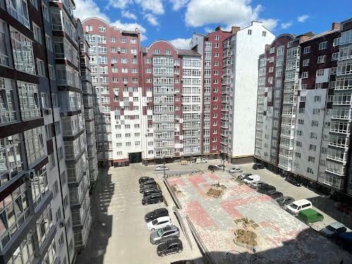 квартира за адресою Височана вул., 18