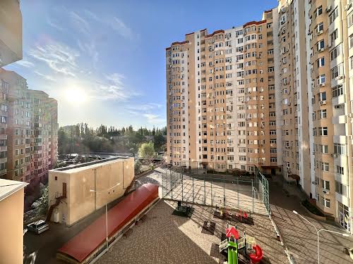 квартира за адресою Добровольців вул. (Маршала Говорова), 8