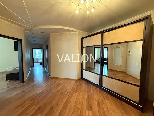 квартира за адресою Драгоманова вул., 31-Б