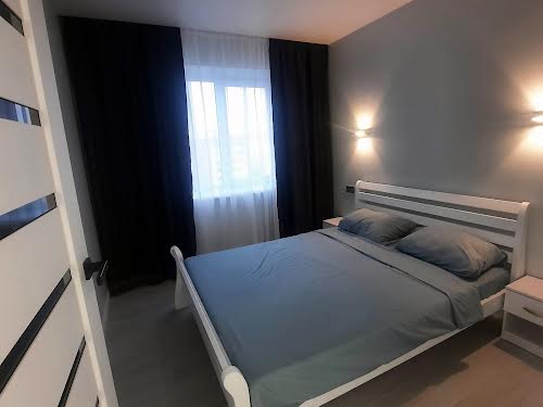 квартира за адресою Академіка Сахарова вул., 5