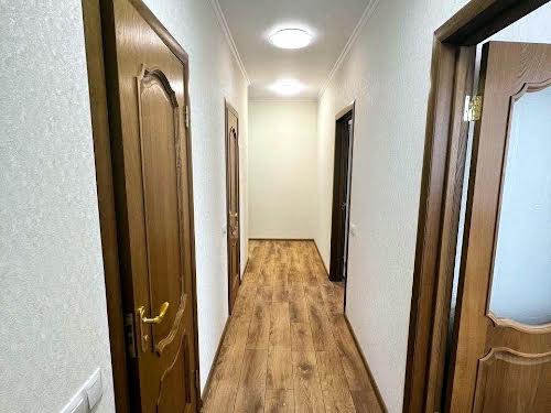 квартира за адресою Сім'ї Кульженків вул. (Петра Дегтяренка), 31-Б