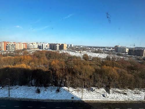 квартира за адресою Озерна вул., 16Б