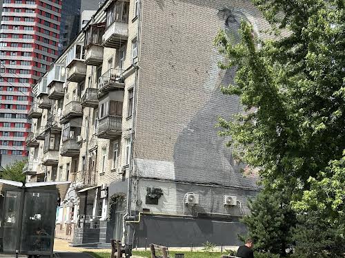 квартира за адресою Митрополита Василя Липківського вул. (Урицького), 8