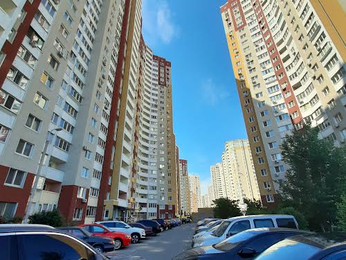 квартира за адресою Григорія Ващенка вул., 7