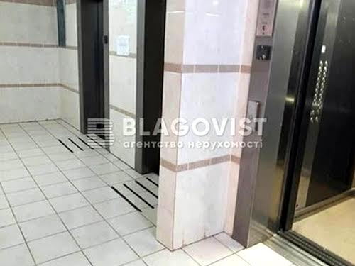 квартира за адресою Бориса Гмирі вул., 16а