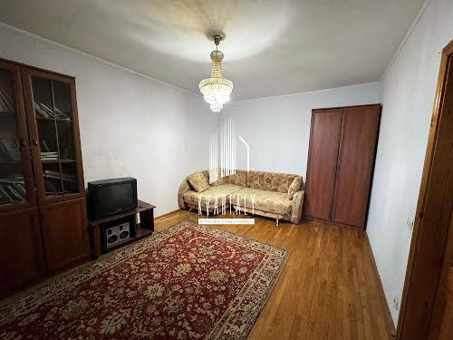 квартира за адресою Драгоманова вул., 23-А