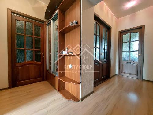 квартира за адресою Н'ютона, 28