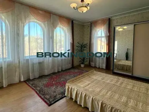 дом по адресу с. Богдановка, озерна, 1