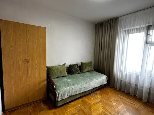 квартира за адресою Срібнокільська вул., 16