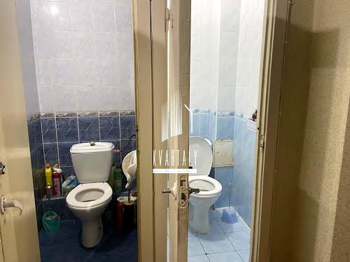кімната за адресою Азербайджанська вул. (Бакинських Комісарів), 8-А