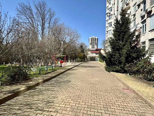 квартира за адресою Педагогічна вул., 27