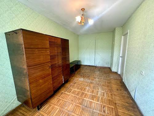 квартира за адресою Космонавтів просп., 78