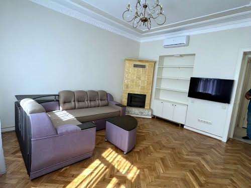 квартира по адресу Героев УПА ул., 36