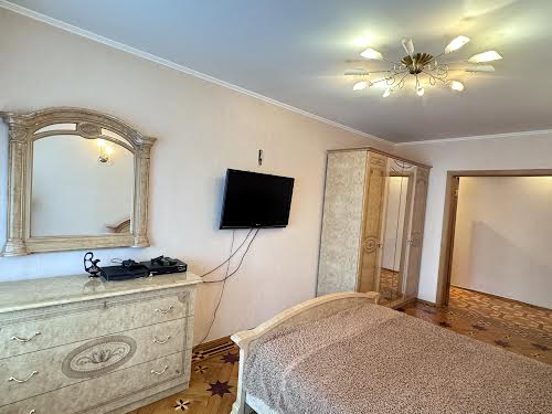 квартира за адресою Калинова вул., 61