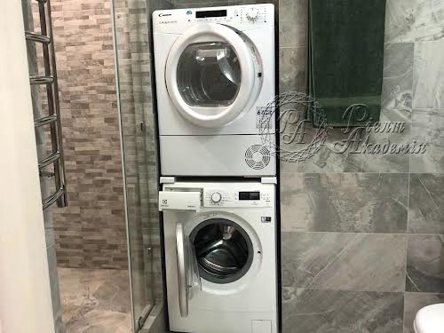 квартира за адресою Старонаводницька вул., 6-Б