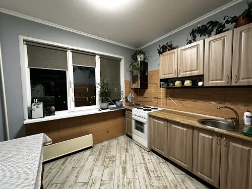 квартира за адресою Київ, Квітневий пров., 8