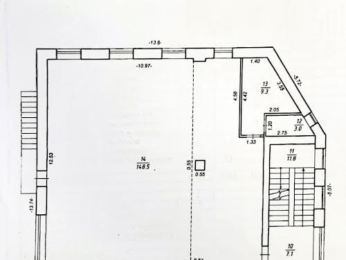 комерційна за адресою Небесної Сотні, 1