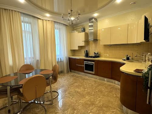 квартира за адресою Святослава Караванського вул. (Жуковського), 10