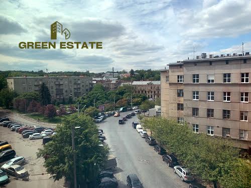 комерційна за адресою Євгена Петрушевича пл., 3