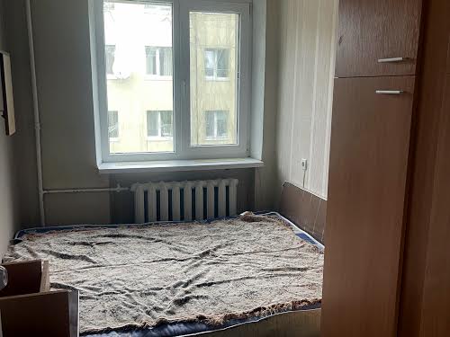 квартира за адресою Метробудівська вул., 8