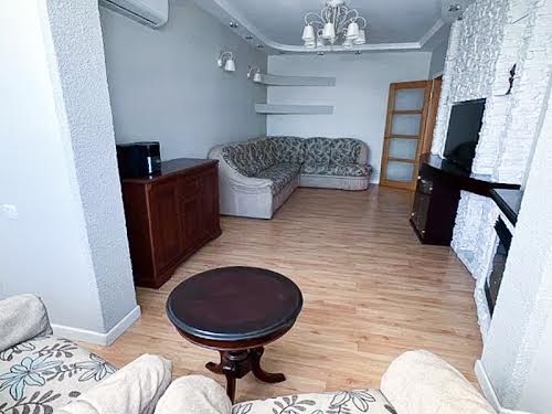 квартира за адресою Драгоманова вул., 1