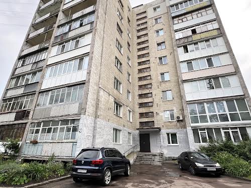 квартира за адресою Перемоги вул., 49