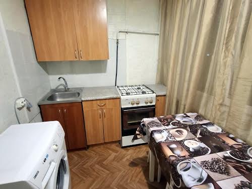 квартира за адресою Братиславська вул., 4