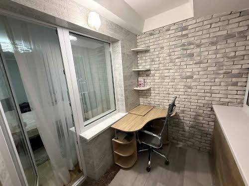 квартира за адресою Братиславська вул., 13