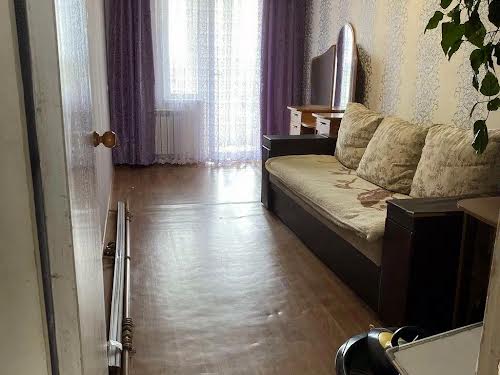 квартира за адресою Прирічна вул., 5