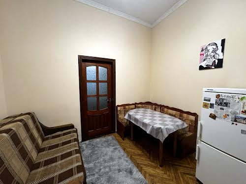 квартира за адресою Крехівська вул., 7