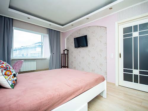 квартира по адресу Ольжича ул., 18-А