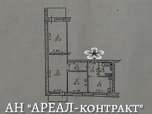 квартира по адресу Комарова ул., 27