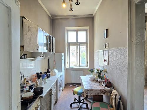 квартира за адресою Солодова вул., 1
