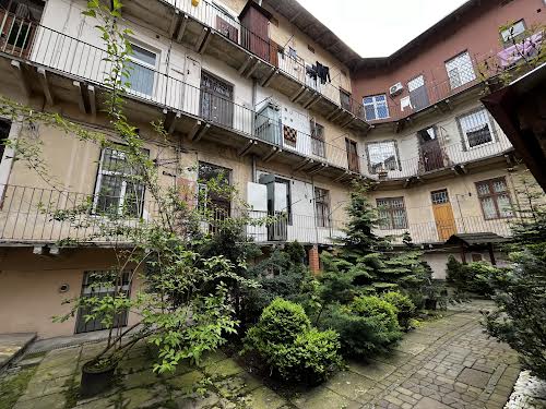 квартира за адресою Патріарха Димитрія Яреми вул. (Антона Чехова), 41