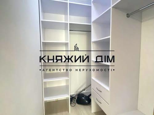квартира за адресою Михайла Максимовича вул. (Онуфрія Трутенка), 3-Д