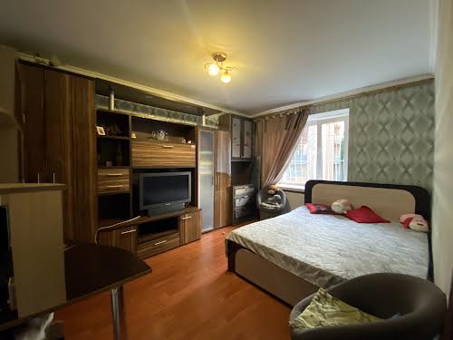 квартира за адресою Клима Савури вул., 7