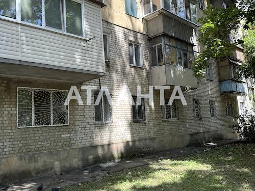 квартира за адресою Генерала Петрова вул., 45