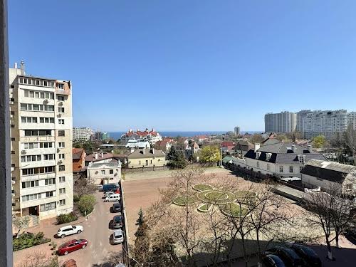 квартира за адресою Педагогічна вул., 27