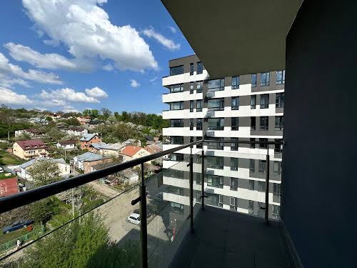 квартира по адресу Топольна, 4