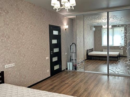 квартира за адресою Перлинна вул., 7