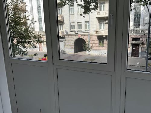 квартира за адресою Шовковична вул., 29