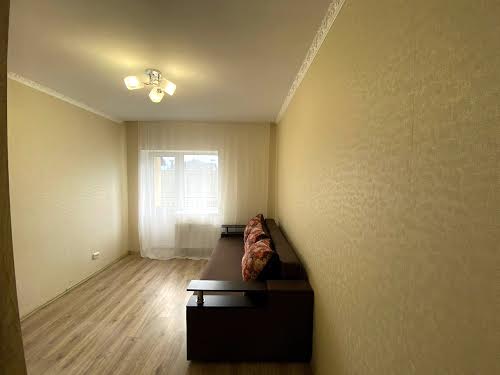квартира за адресою Романа Андріюка, 7