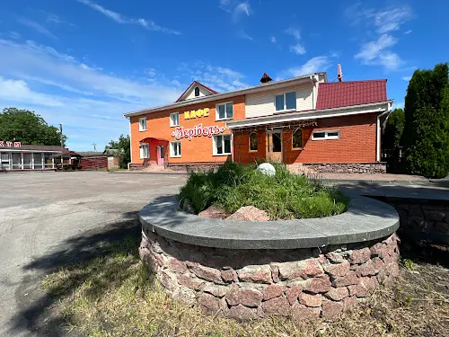 комерційна за адресою Житомирська, 100