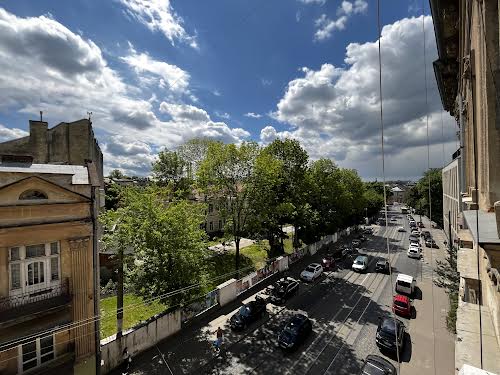 квартира за адресою Патріарха Димитрія Яреми вул. (Антона Чехова), 41