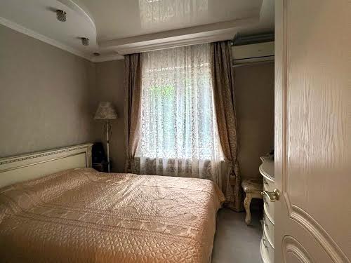 квартира за адресою Академіка Заболотного вул., 39