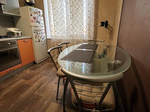 квартира за адресою житловий масив Тополя-3 вул., 23