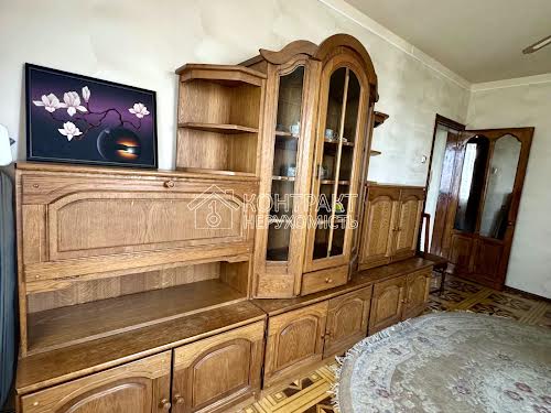 квартира за адресою Перемоги просп., 65б